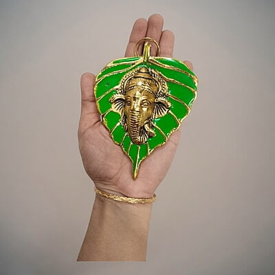 Mini Enamel Leaf Ganesh Green color Aluminium Idol