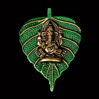 Leaf Ganesh Green Gold